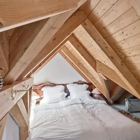 Traumhaftes Einfamilienhaus Mit Pool Semesterbostad *